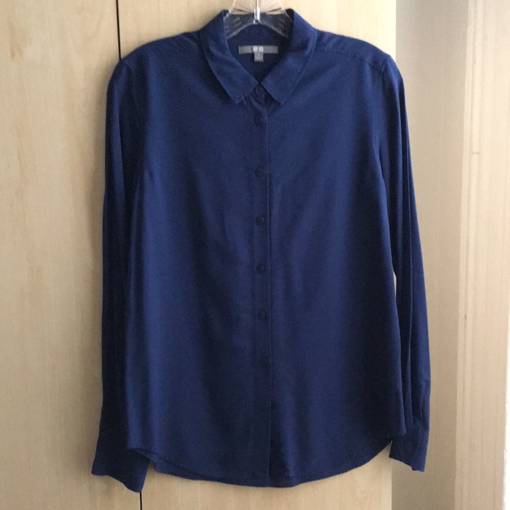 UNIQLO rayon/ poly blouse sz S